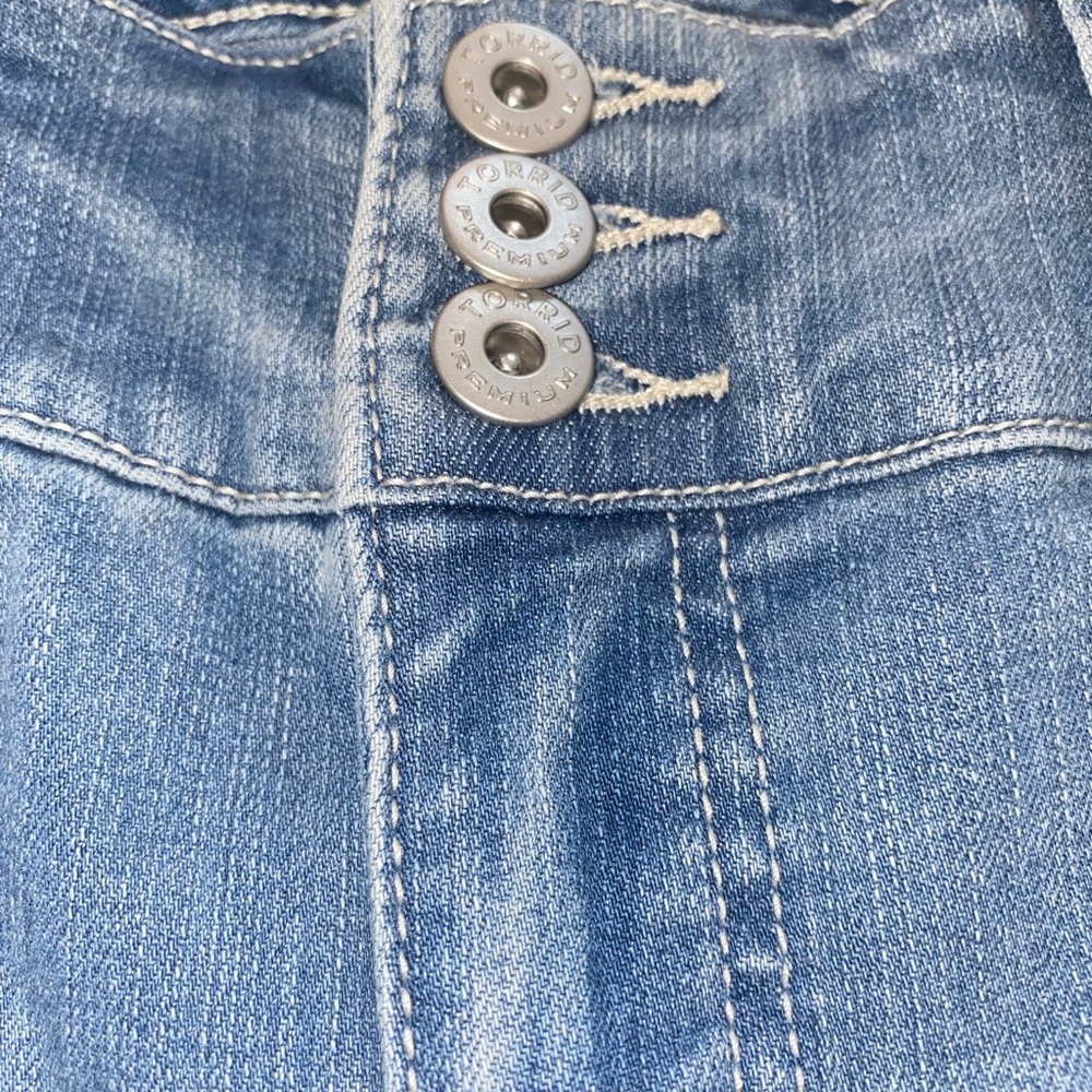 Torrid Plus Size Skinny Jeggings - Picture 6 of 10